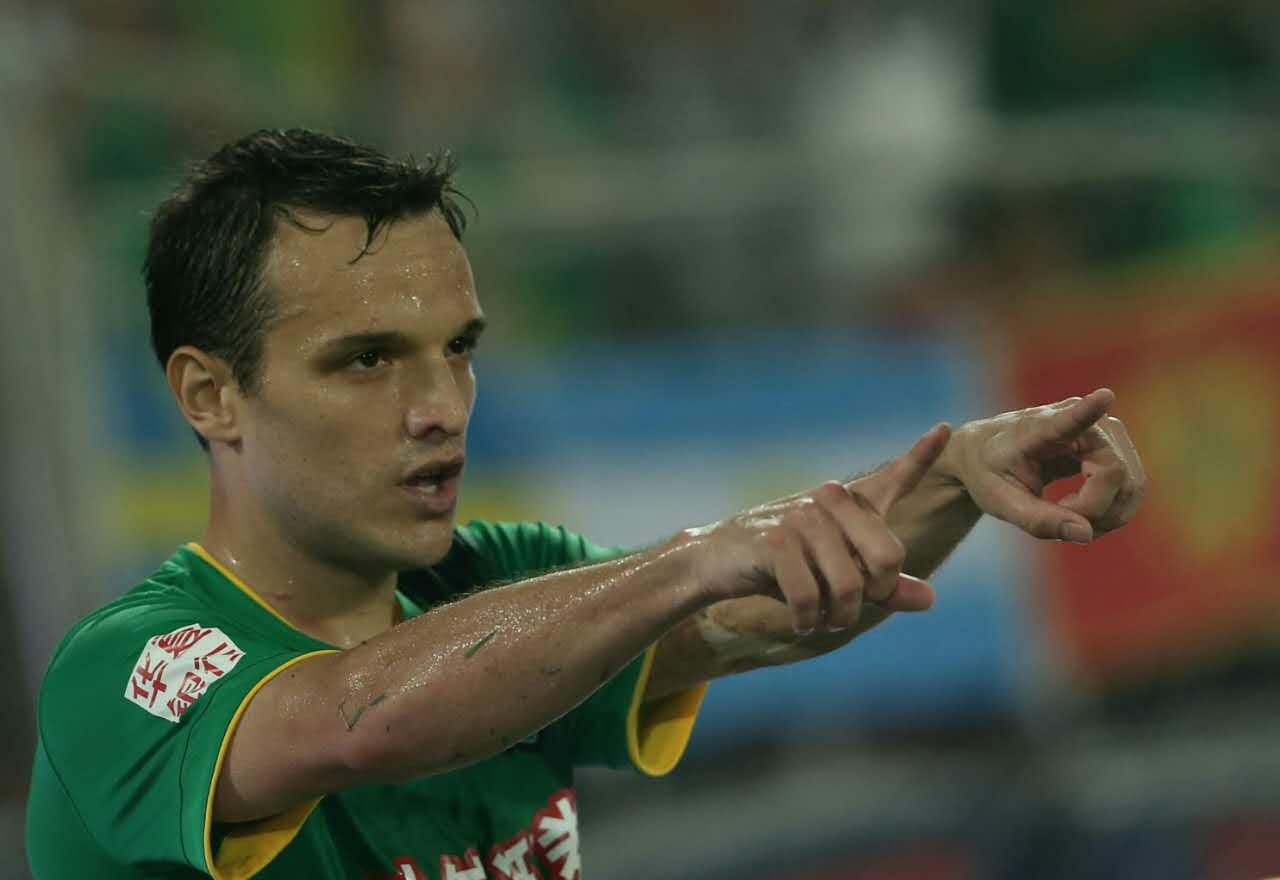 包含重庆力帆失利在望，排名继续滑落的词条