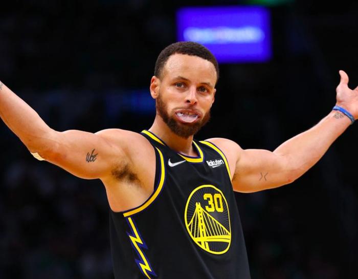 开云体育APP下载-国王赢得激烈比赛，实力得到认可