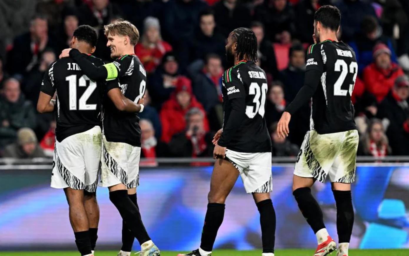 热点：佛罗伦萨横扫对手，晋级欧冠四强！的简单介绍