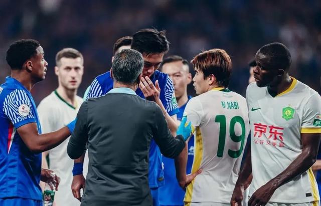 富力主场战平申花，不敌对手实力的简单介绍