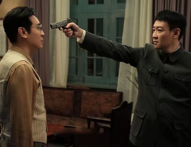 包含分区榜首之争再度展开，实力对决火爆上演！的词条