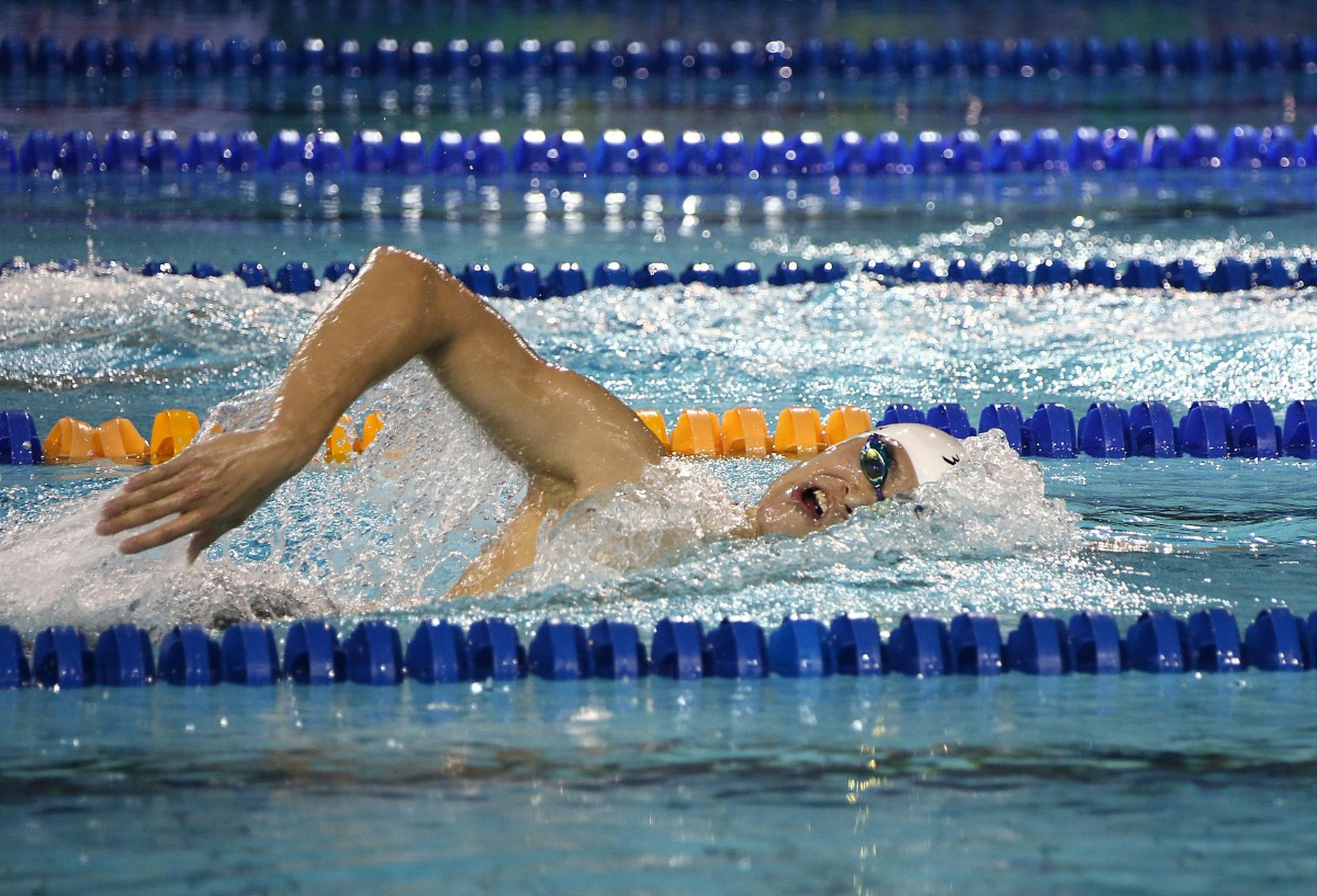 开云体育下载-包含惊心动魄的一幕！运动员们的激烈竞争的词条
