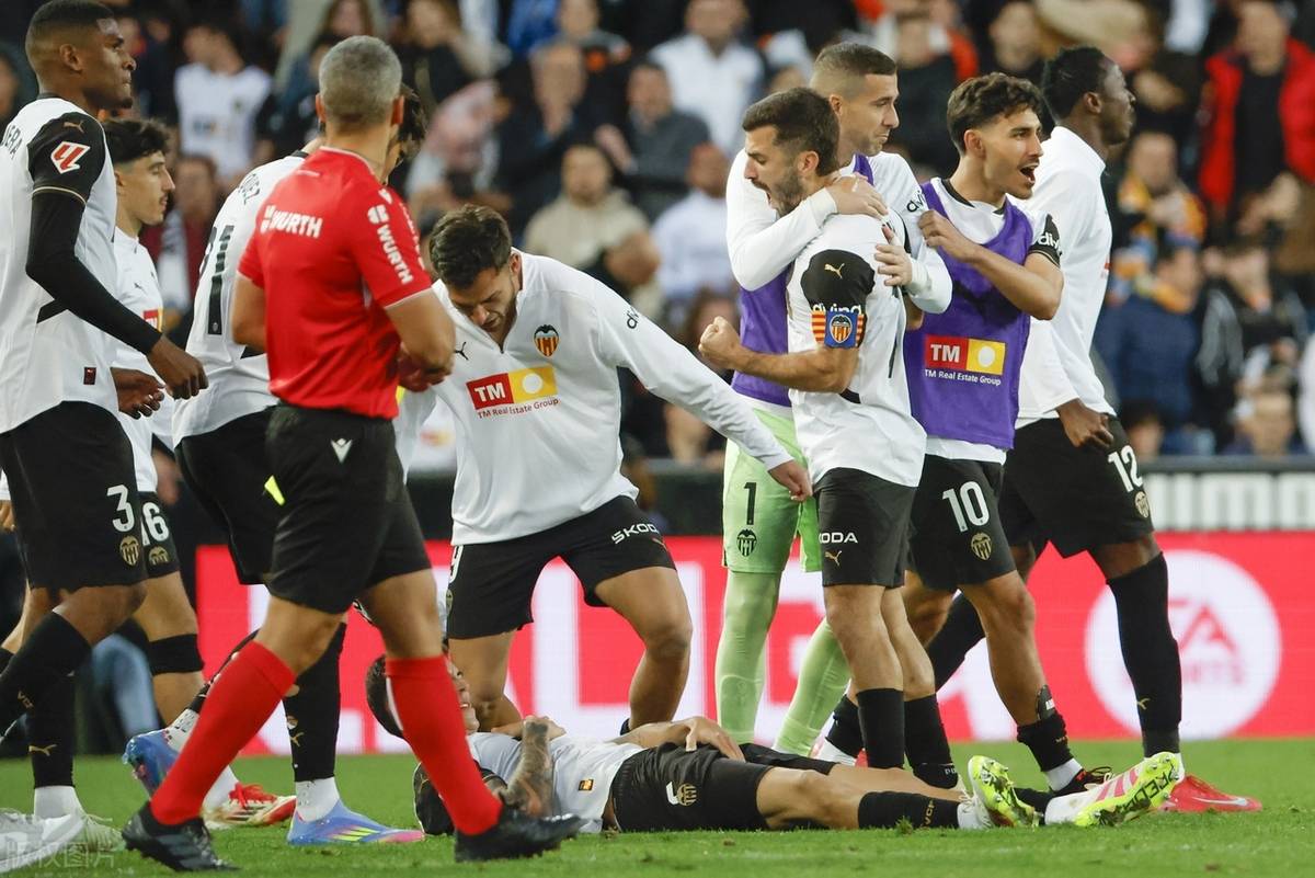 皇家马德里力克瓦伦西亚，晋级半决赛的简单介绍