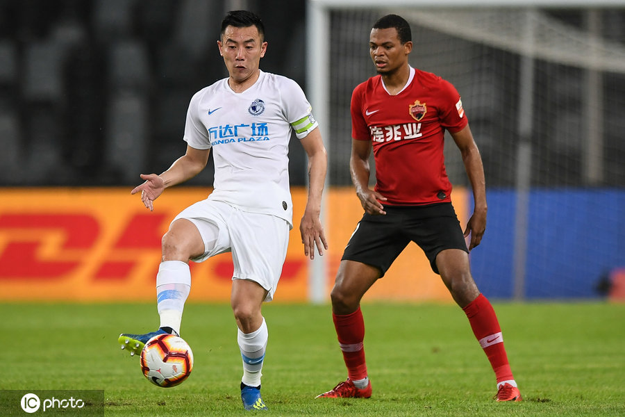 大连一方挑战深圳市佳兆业，力争客场取分