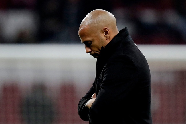 包含亨利拒绝加盟摩纳哥，转投意大利联赛的词条