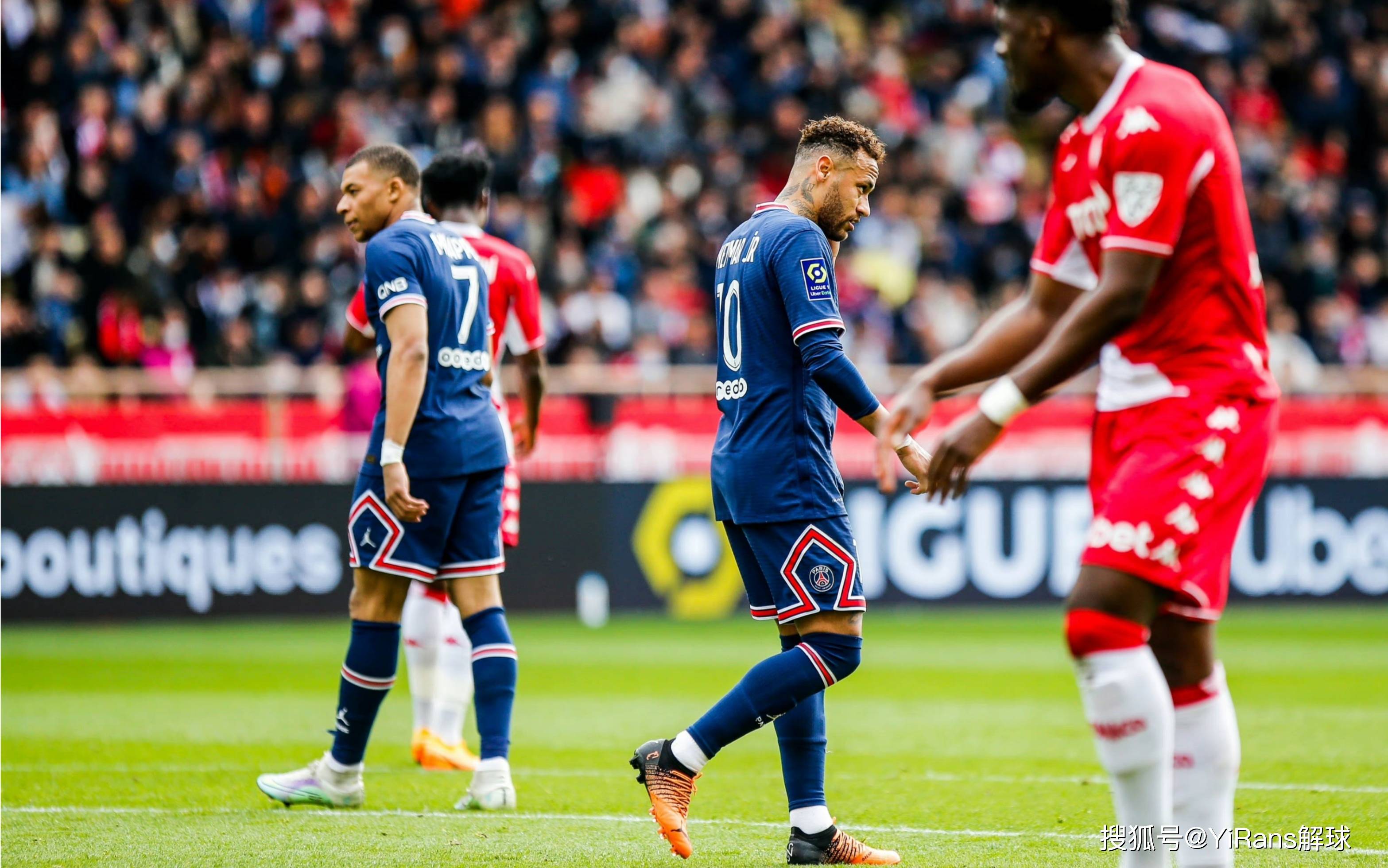 摩纳哥客场憾负，法国足球联赛排名下滑
