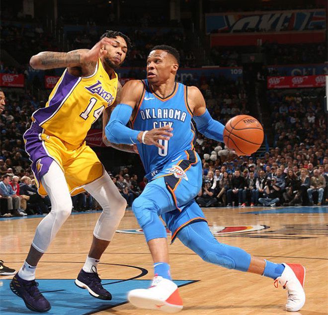 尼斯主教练调整战术，希望带领球队走出低谷的简单介绍