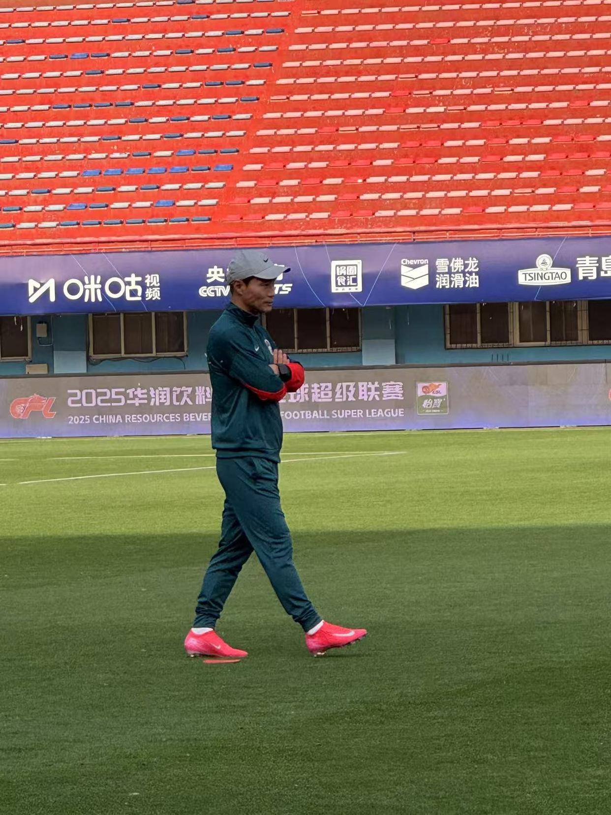 大连一方客场不敌对手，士气受挫的简单介绍