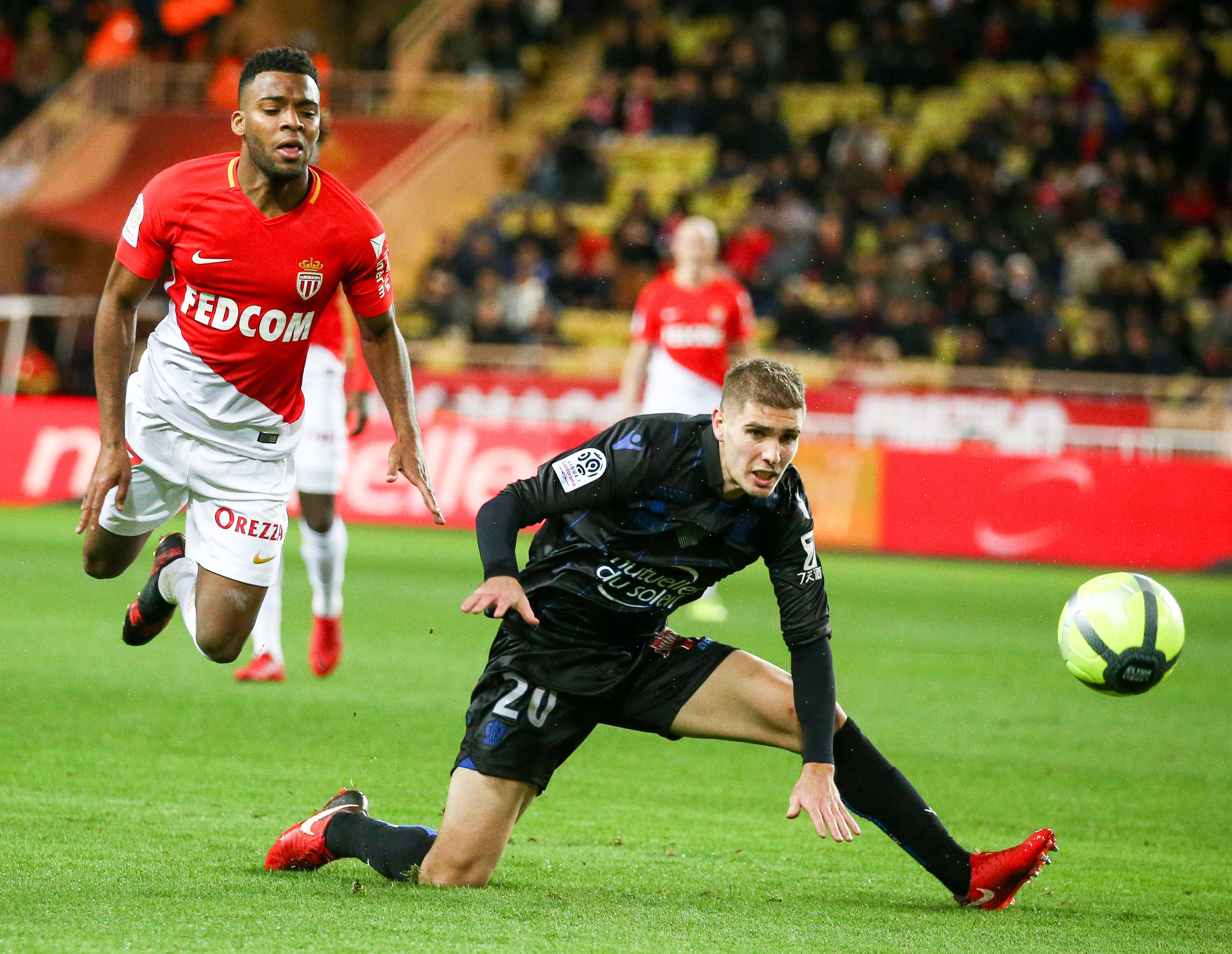 摩纳哥主场大胜，积分榜上再添一城的简单介绍