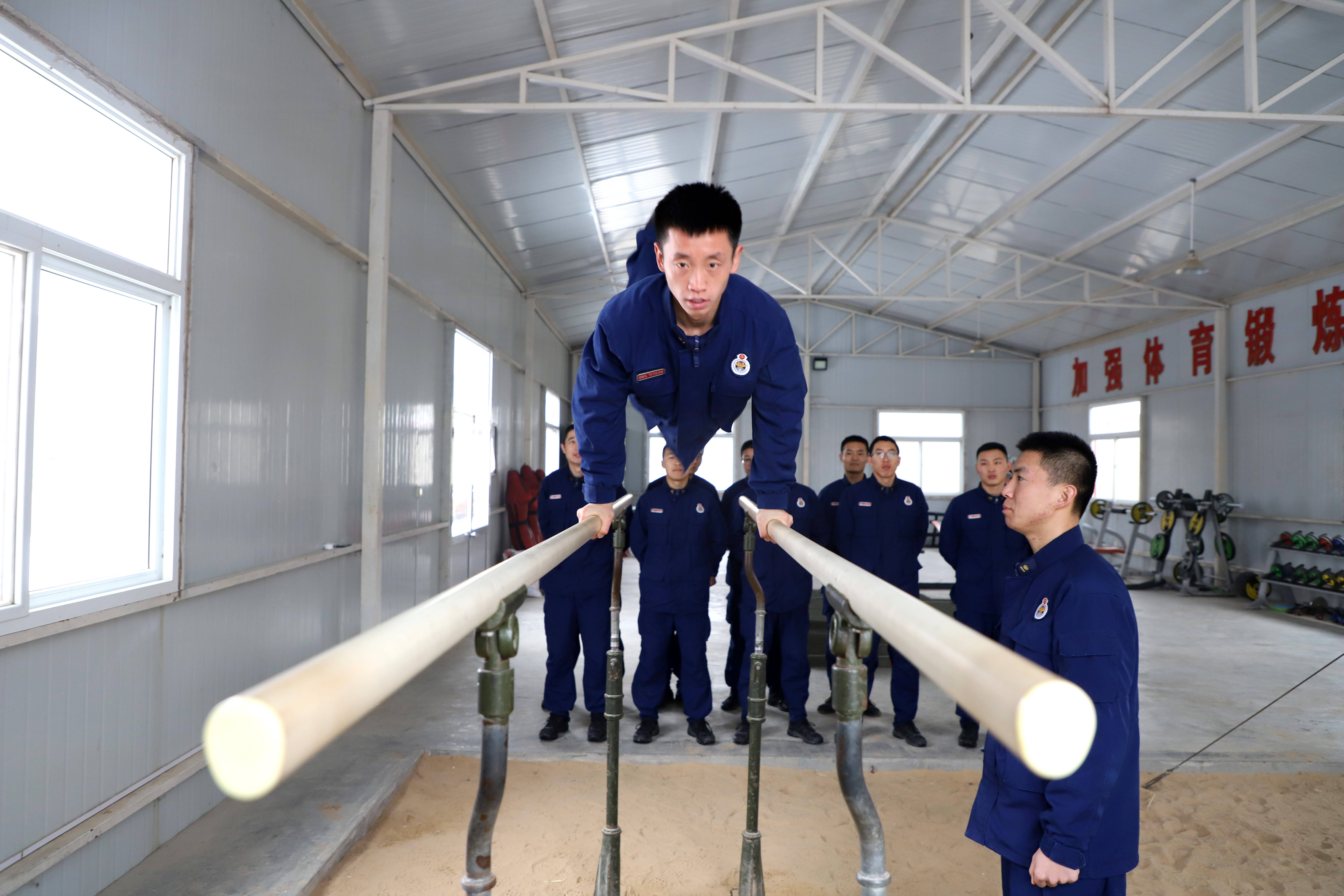开云体育中国-甘肃篮球队斗志昂扬，战绩稳步提升