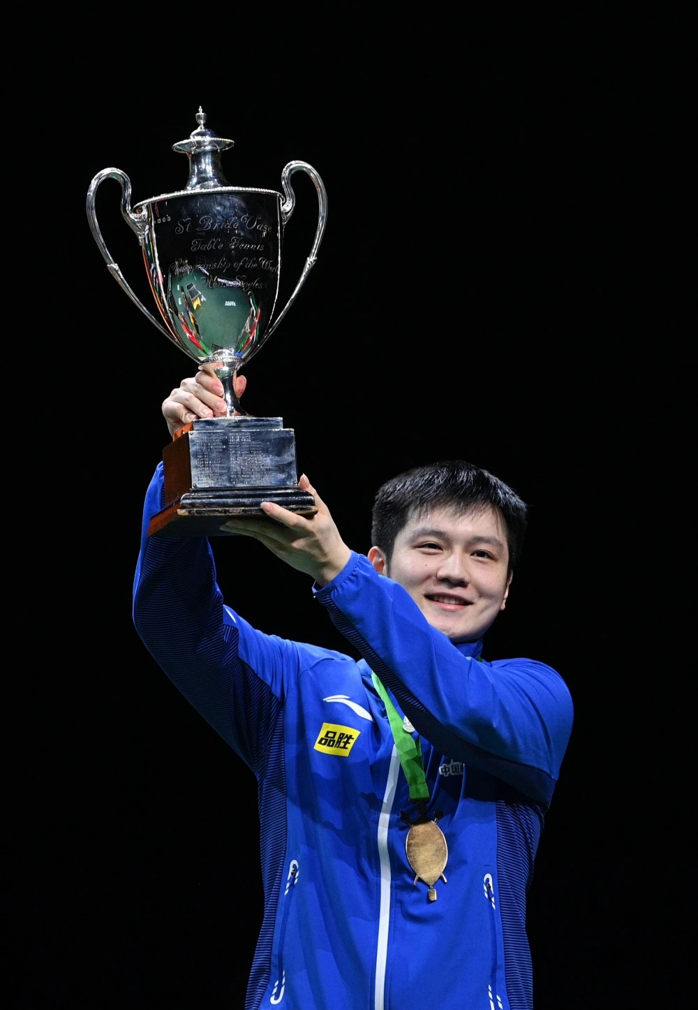 拔得头筹！运动员精准发挥获得胜利