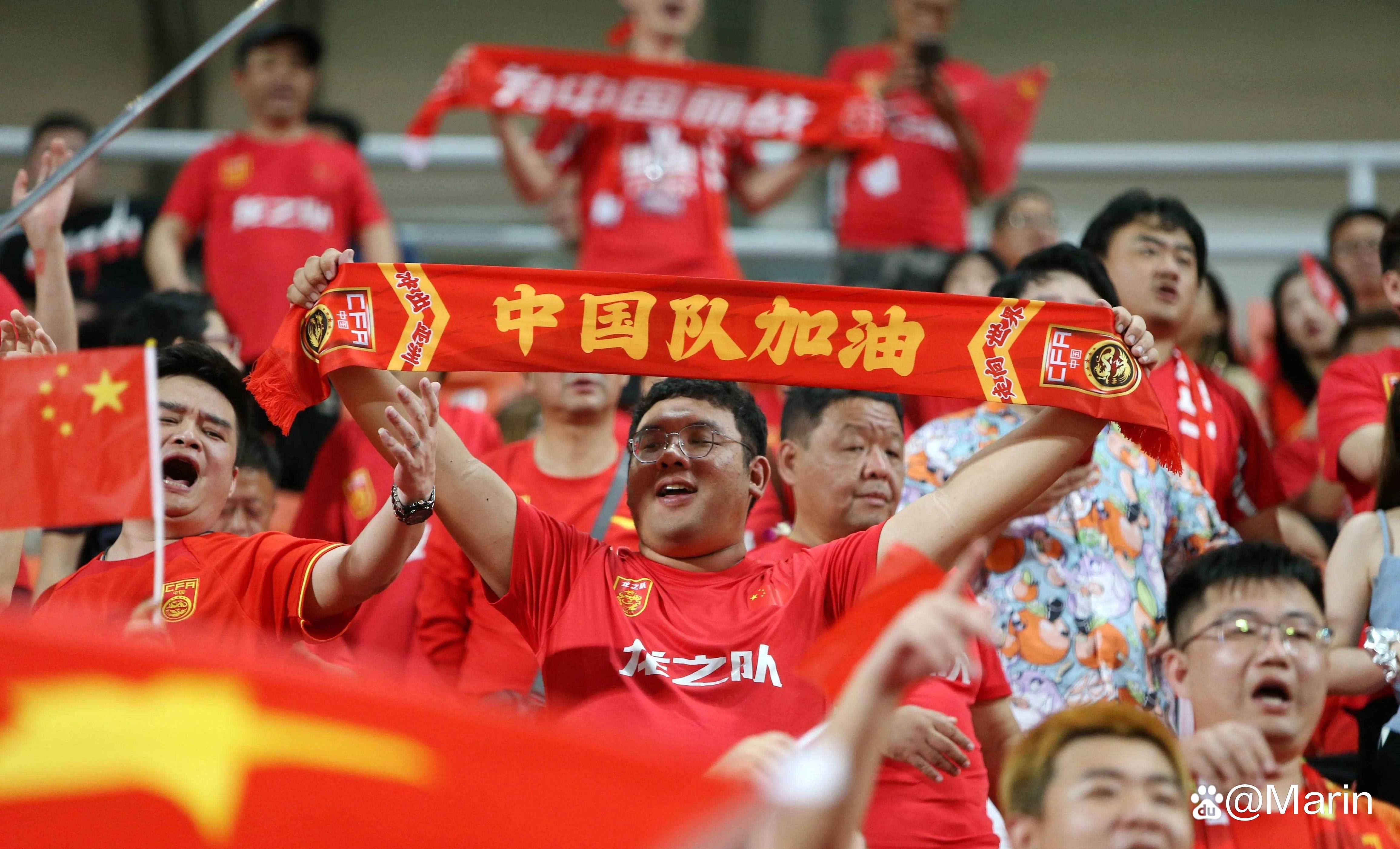 中国足球赛事总决赛闭幕，哪支队伍夺魁