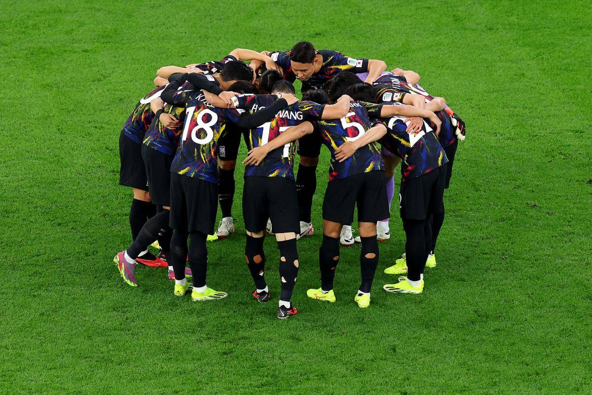 阿曼球队大获胜利，晋级前景蒸蒸日上