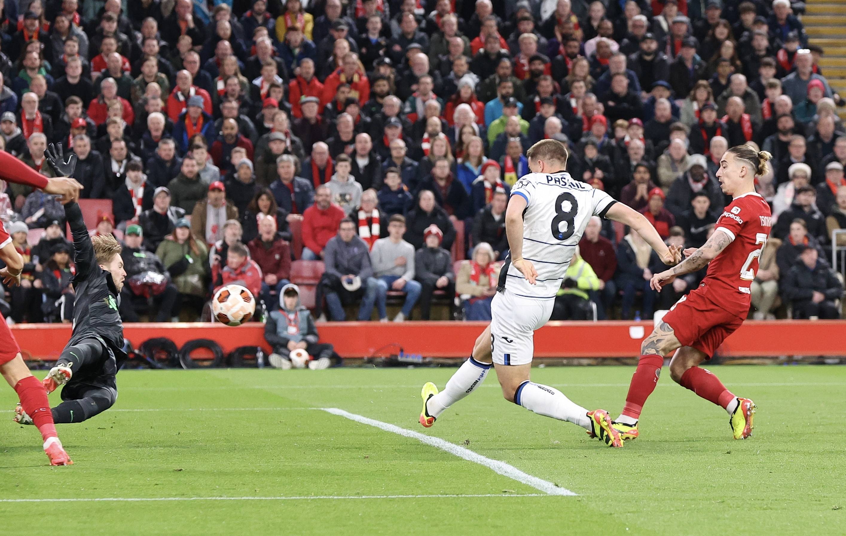 回顾欧洲足球赛事精彩瞬间