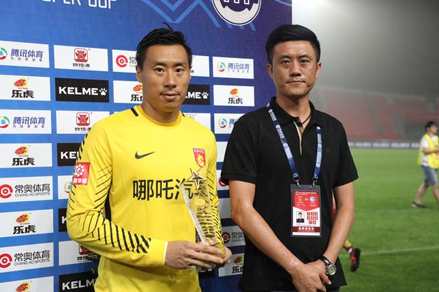 包含沙尔克04战胜劲旅，砥砺重返巅峰的词条