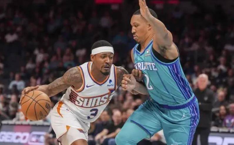 灰熊大胜马刺，约瓦尔强硬表现连续获胜