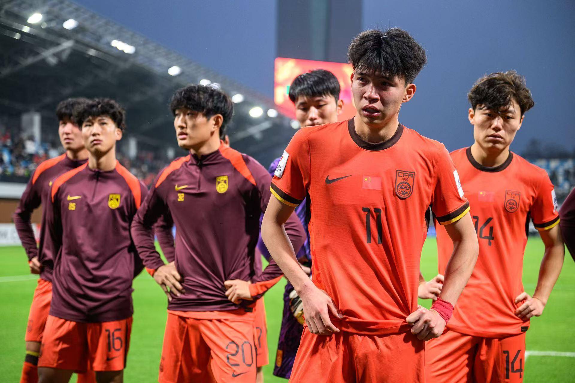 关于国际足球比赛中的亚洲俱乐部崭露头角的信息