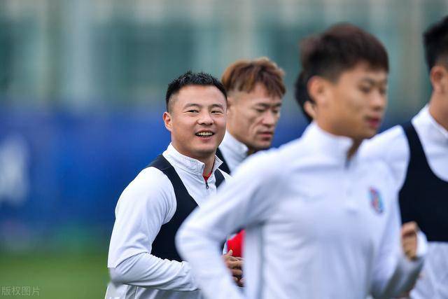开云体育-青岛黄海队员表现出色取胜晋级下一轮