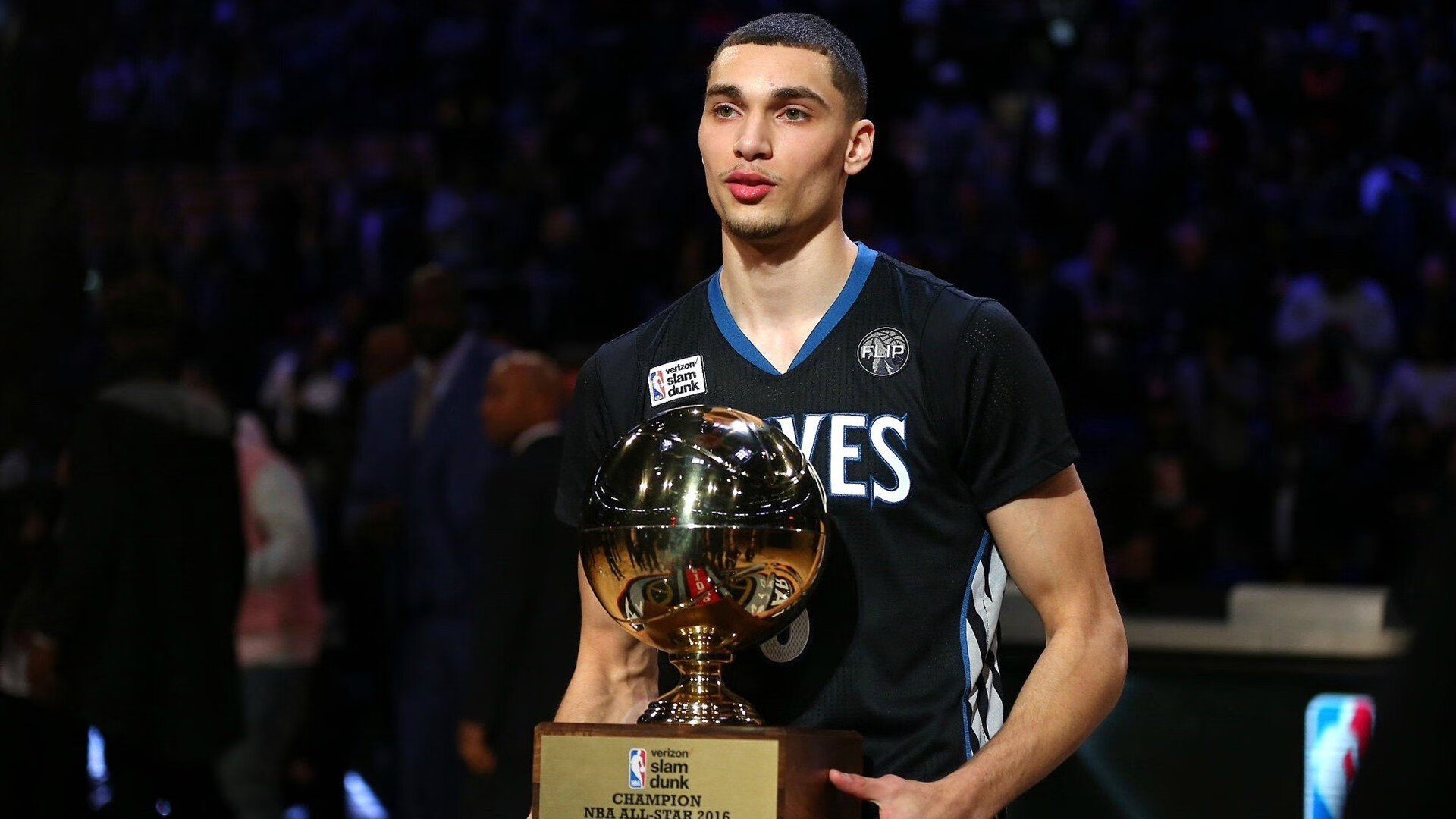 开云体育官方网站-决战紫禁之巅，独行侠剑指长城，恩比德压哨定乾坤