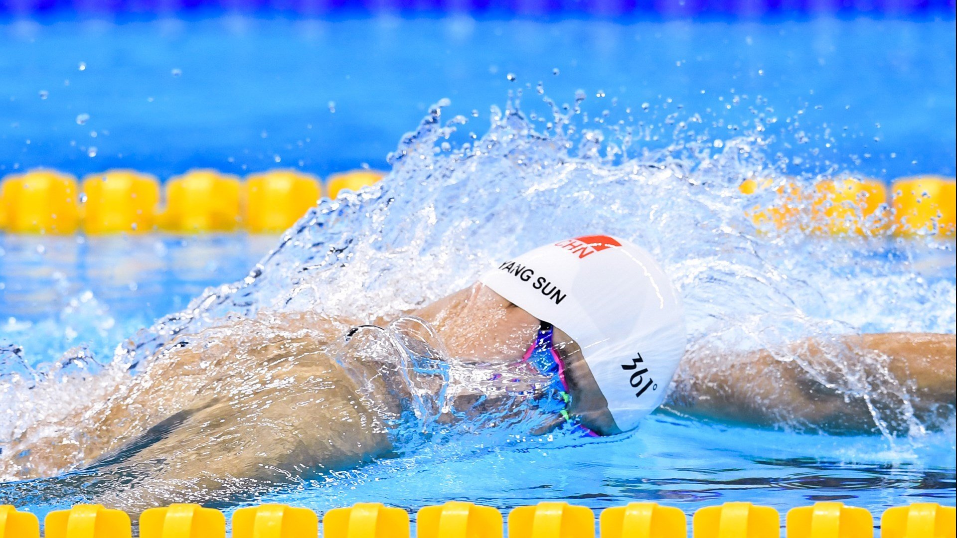 南美新王诞生！历史性一战，维尼修斯导演委内瑞拉正面击溃美国